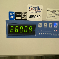 Thermo 1300 Series A2 4' Biosafety Cabinet image 0